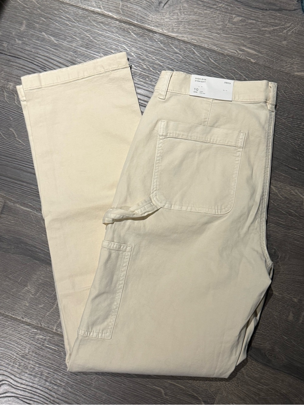 American Eagle Outfitters Cream Cargo Pants